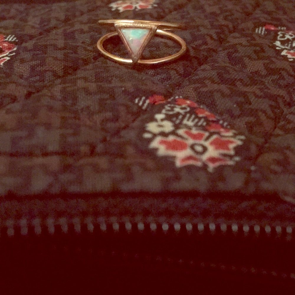 Copper iridescent ring